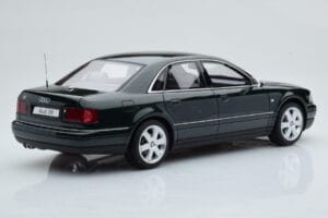 Audi S8 D2 Zaļš Otto 1:18 OT916 Sveķi — attēls 2 no 6