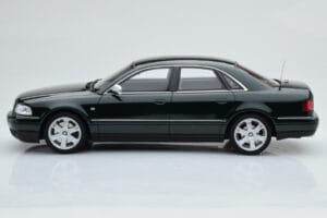 Audi S8 D2 Zaļš Otto 1:18 OT916 Sveķi — attēls 3 no 6