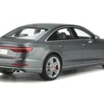Audi S8 D5 Pelēks GT Spirit 1:18 - image 2 of 5