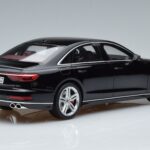 Audi S8 D5 Mythos Melns Asia Edition GT Spirit 1:18 CLDC019 Sveķi - image 2 of 6