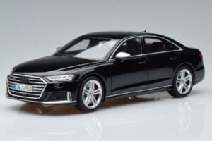 Audi S8 D5 Mythos Melns Asia Edition GT Spirit 1:18 CLDC019 Sveķi