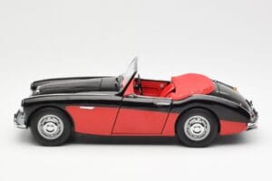 Austin-Healey 3000 Mk I Spider Melns Sarkans Kyosho 1:18 08141KR Metāls — attēls 4 no 8