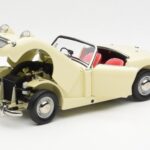 Austin-Healey Sprite Mk I Open Old English Balts Kyosho 1:18 - image 2 of 8