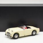 Austin-Healey Sprite Mk I Open Old English Balts Kyosho 1:18 - image 8 of 8
