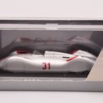 Auto Union Stromlinie #31 AVUS 1937 Sudrabs Minichamps 1:43 - image 4 of 4