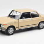 BMW 2002 Ti E10 Sahara Bēšs Kyosho 1:18