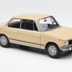 BMW 2002 Ti E10 Sahara Bēšs Kyosho 1:18 - image 6 of 8