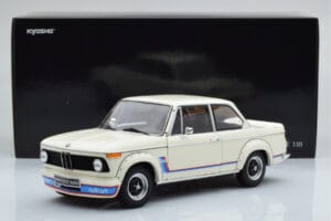 BMW 2002 Turbo Balts Kyosho 1:18 08544W Metāls — attēls 8 no 8