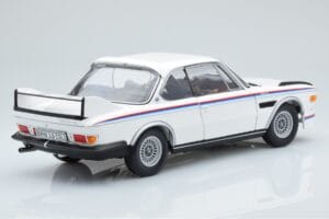 BMW 3.0 CSL E9 Balts Dealer Edition Minichamps 1:18 80435A5D020 Metāls — attēls 3 no 7
