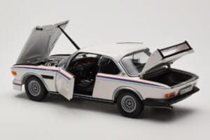 BMW 3.0 CSL E9 Balts Heritage Edition Minichamps 1:18 80432411550 Metāls — attēls 5 no 8