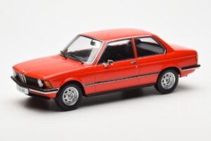 BMW 318 E21 Sarkans KK-Scale 1:18