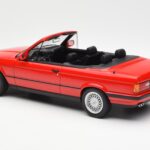 BMW 318i E30 Kabriolets Sarkans Norev 1:18 - image 5 of 6
