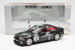 BMW 320i E36 STW #8 J. Winkelhock 1998 UT Models 1:18 39845 Metāls — attēls 6 no 6