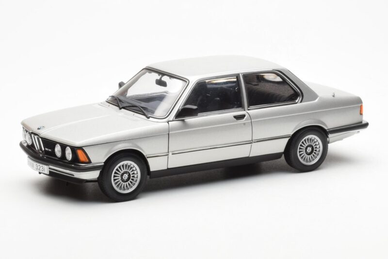 BMW 323i E21 Aspen Sudrabs AUTOart 1:18