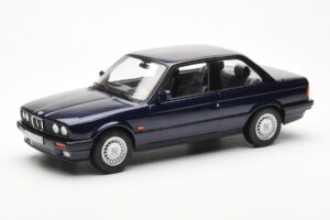 BMW 325i E30 Zils Metaliks Norev 1:18