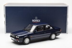 BMW 325i E30 Zils Metaliks Norev 1:18 183201 Metāls — attēls 6 no 6