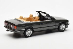 BMW 325i E30 Kabriolets Achat Zaļš Otto 1:18 OT572 Sveķi — attēls 2 no 6