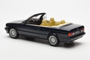BMW 325i E30 Kabriolets Zils Otto 1:18 OT114 Sveķi — attēls 5 no 6