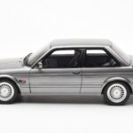 BMW 325i E30 Pelēks Metallic Otto 1:18 - image 3 of 6