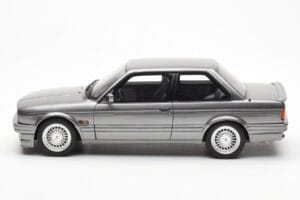 BMW 325i E30 Pelēks Metallic Otto 1:18 OT571 Sveķi — attēls 3 no 6