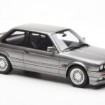 BMW 325i E30 Pelēks Metallic Otto 1:18 - image 4 of 6