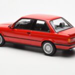 BMW 325i E30 Sarkans Norev 1:18 - image 5 of 6