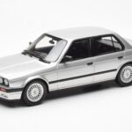 BMW 325i E30 Sudrabs Otto 1:18