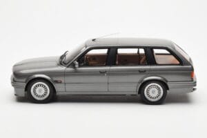 BMW 325i E30 Touring Pelēks Otto 1:18 OT929 Sveķi — attēls 3 no 6