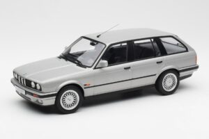 BMW 325i E30 Touring Sudrabs Norev 1:18