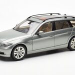 BMW 330i E91 Touring Pelēks Metallic Kyosho 1:18