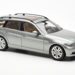 BMW 330i E91 Touring Pelēks Metallic Kyosho 1:18 - image 6 of 8
