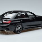 BMW 330i G20 Melns Metallik Norev 1:18 183277 Metāls - image 3 of 7