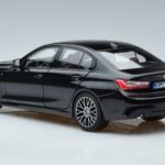 BMW 330i G20 Melns Metallik Norev 1:18 183277 Metāls - image 6 of 7