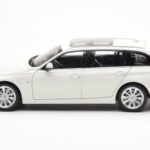 BMW 335i F31 Touring Alpine Balts Paragon 1:18 - image 4 of 8