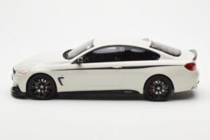 BMW 435i F32 M Performance Package Balts GT Spirit 1:18 GT710 Sveķi — attēls 3 no 6