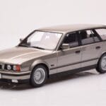 BMW 530i E34 Touring Pelēks Metaliks MCG 1:18