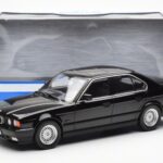 BMW 540i E34 Melns Metallic MCG 1:18 - image 6 of 6