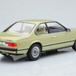 BMW 628 CSi E24 Gaiši Zaļš MCG 1:18 - image 2 of 5