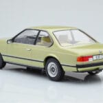 BMW 628 CSi E24 Gaiši Zaļš MCG 1:18 - image 4 of 5