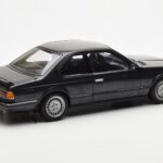 BMW 635 CSi E24 Diamant Melns Metaliks AUTOart 1:18 - image 3 of 8