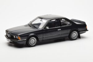 BMW 635 CSi E24 Diamant Melns Metaliks AUTOart 1:18