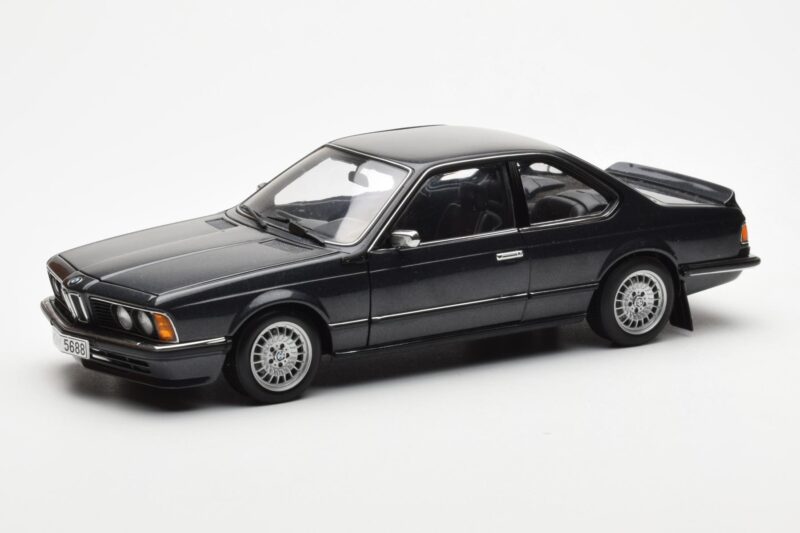 BMW 635 CSi E24 Diamant Melns Metaliks AUTOart 1:18
