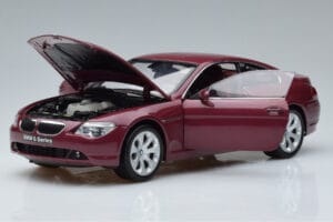 BMW 645Ci E63 Tumši Sarkans Kyosho 1:18 08701CR Metāls — attēls 2 no 7