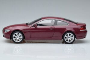 BMW 645Ci E63 Tumši Sarkans Kyosho 1:18 08701CR Metāls — attēls 4 no 7