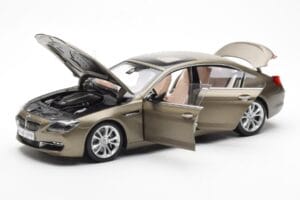 BMW 650i F06 Gran Coupe Frozen Bronzs Metallic Paragon 1:18 80432218742 Metāls — attēls 2 no 8