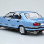 BMW 7 Series E32 730i Zils MCG 1:18 MCG18160 Metāls - image 4 of 5