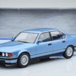 BMW 7 Series E32 730i Zils MCG 1:18 MCG18160 Metāls - image 5 of 5