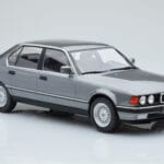 BMW 7 Series E32 740i Sudrabs MCG 1:18 MCG18161 Metāls - image 3 of 5