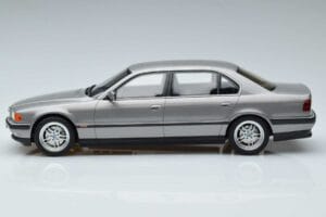 BMW 7 Series E38 750iL Otto 1:18 OT952 Sveķi — attēls 3 no 6