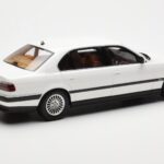BMW 750iL E38 Asia Exclusive Balts Otto 1:18 - image 2 of 6